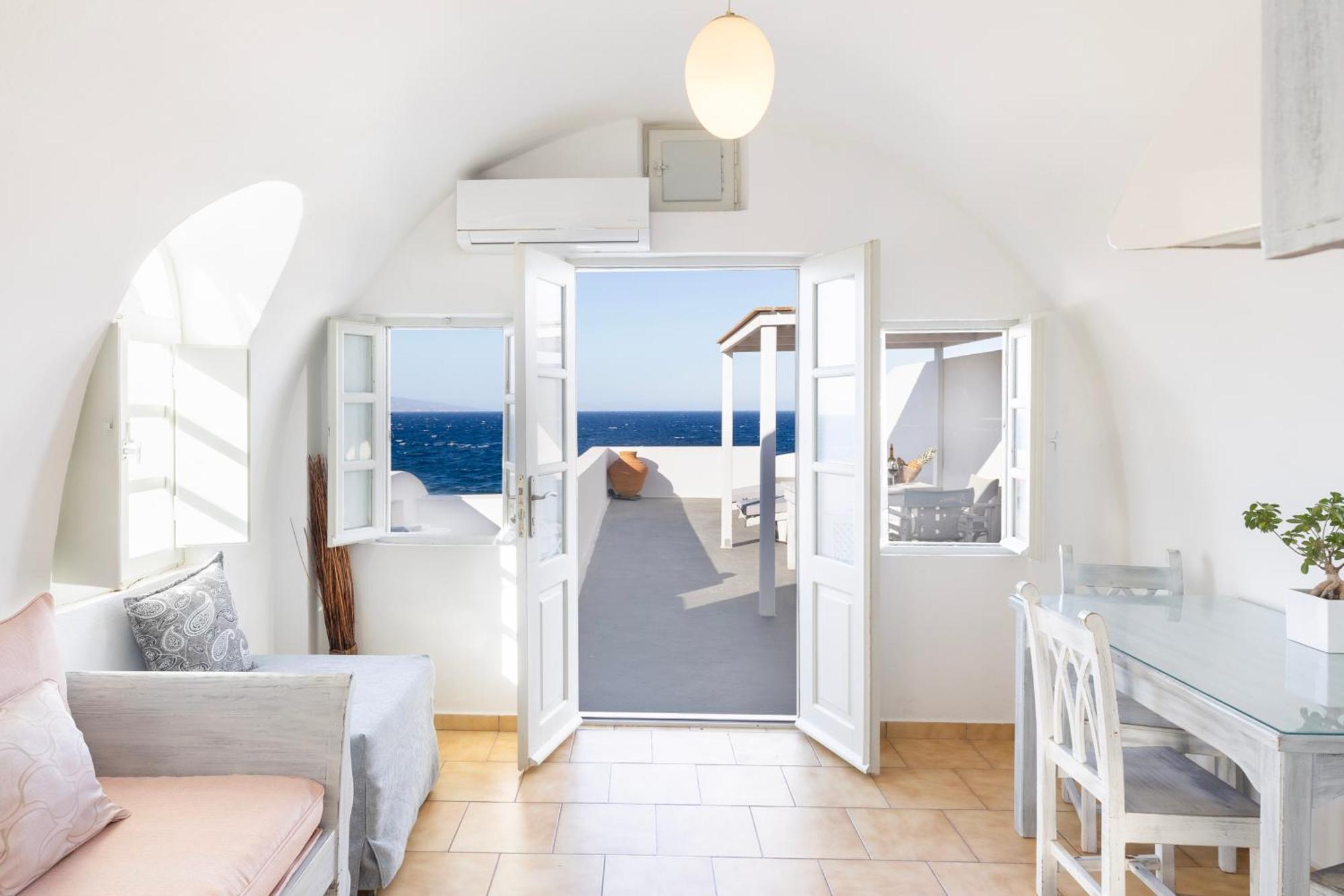 Vrachia & Appartement Oia (Santorini)