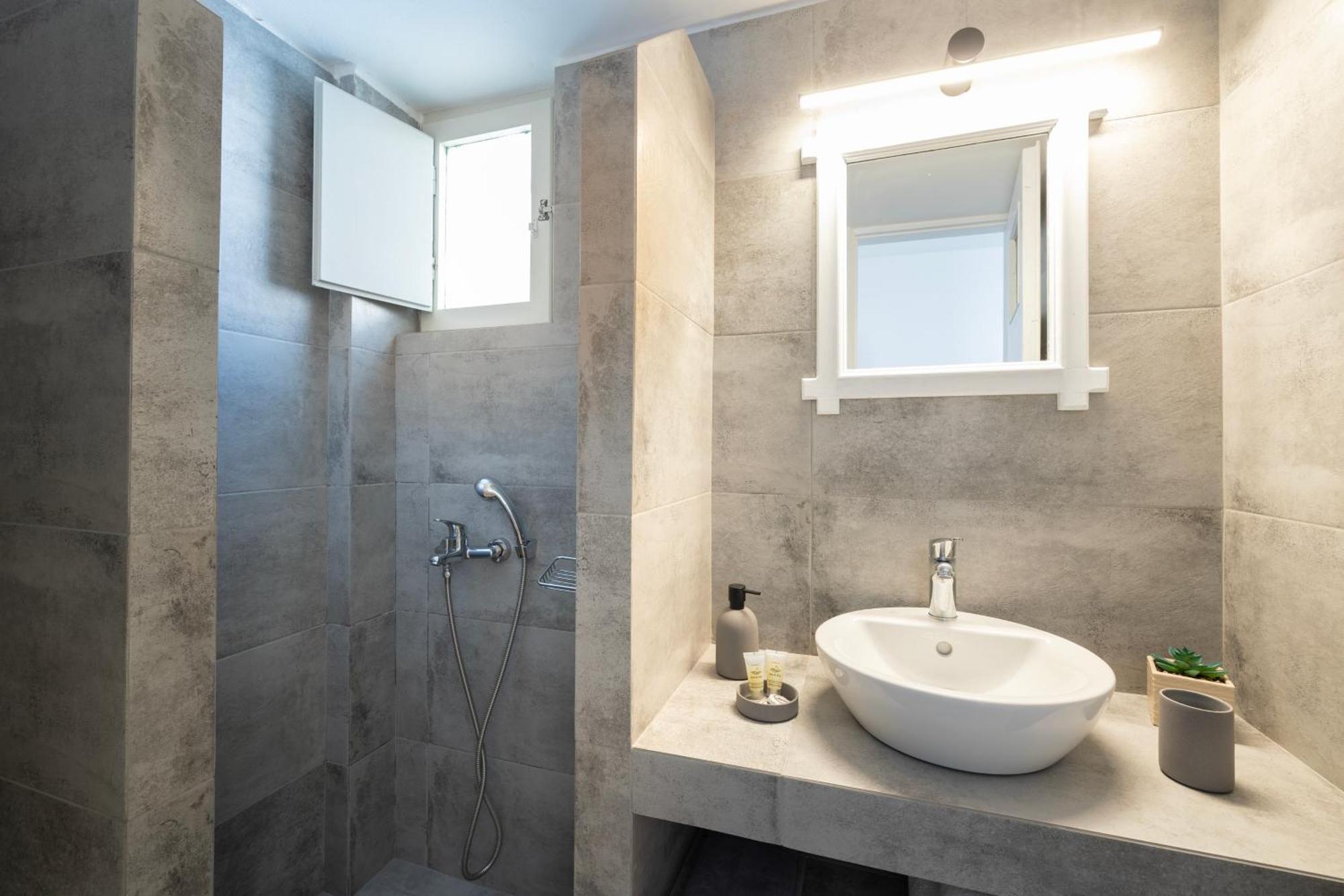 Appartement Vrachia & *